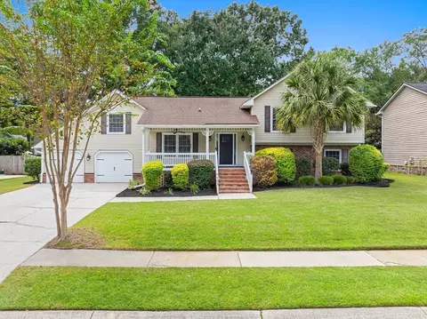 103 Old Post Cir, Goose Creek, SC 29445