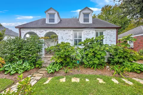 699 Savannah Hwy, Charleston, SC 29407