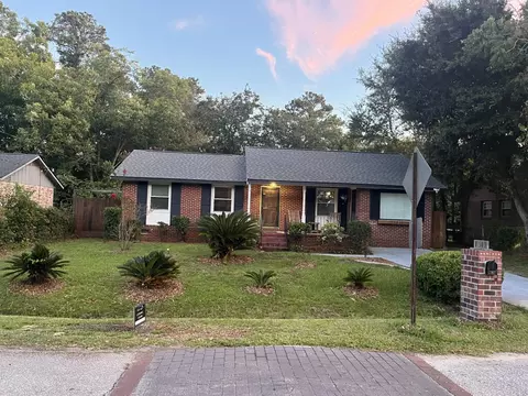 1511 Westway Dr, Charleston, SC 29412