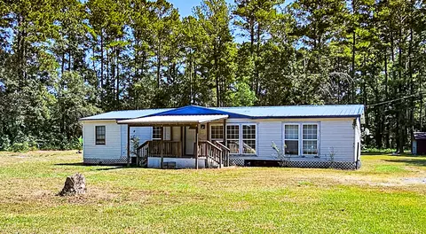 2650 Peirce Rd, Cottageville, SC 29435