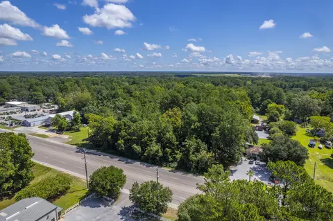 2086 S Live Oak Dr, Moncks Corner, SC 29461