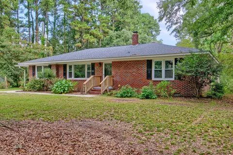 306 Peachtree Rd, Walterboro, SC 29488