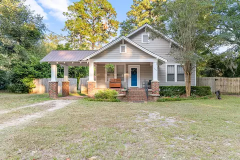 449 Cannon St, Bamberg, SC 29003