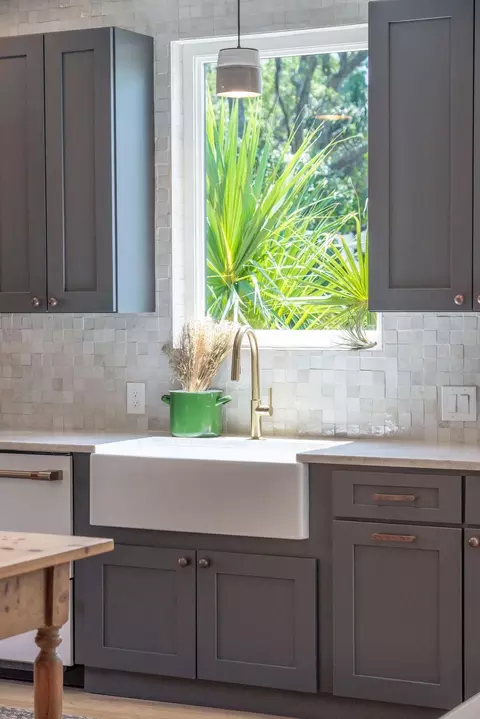 1012 Erie Ave, Folly Beach, SC 29439