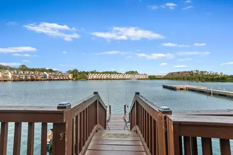 4765 Arco Ln, North Charleston, SC 29418