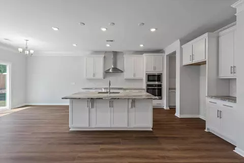 Kitchen - 716 Bluff Oak Dr, Moncks Corner, SC 29461 photo 2 of 3