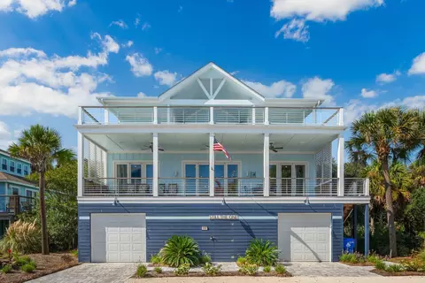 608 E Arctic Ave, Folly Beach, SC 29439