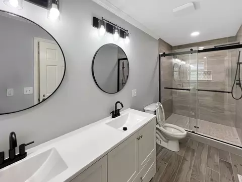 Bath - 457 Santee Dr, Santee, SC 29142 photo 1 of 9