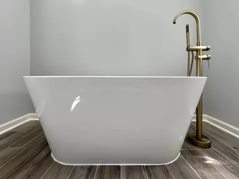 Bath - 457 Santee Dr, Santee, SC 29142 photo 4 of 9