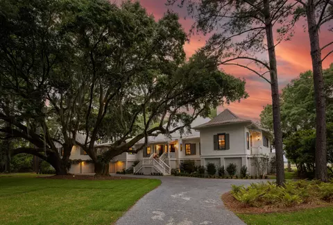 1456 Mcpherson Lndg, Johns Island, SC 29455