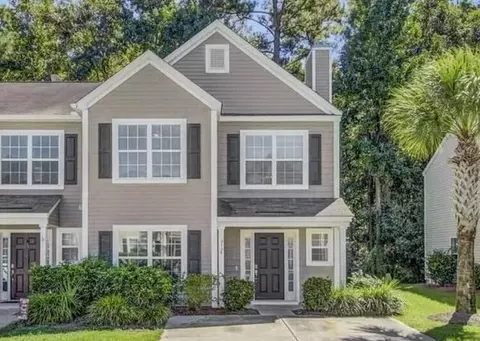 9126 Maple Grove Dr, Summerville, SC 29485