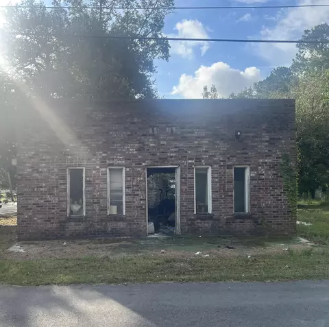 148 Ml King Jr Blvd, Saint Stephen, SC 29479