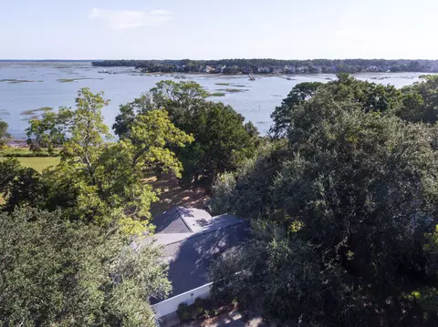 1135 Cottage Rd, Charleston, SC 29412