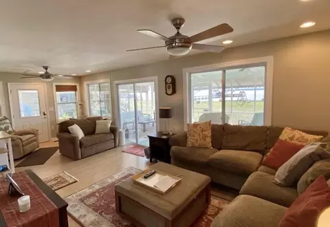 3972 Princess Pond Rd, Summerton, SC 29148