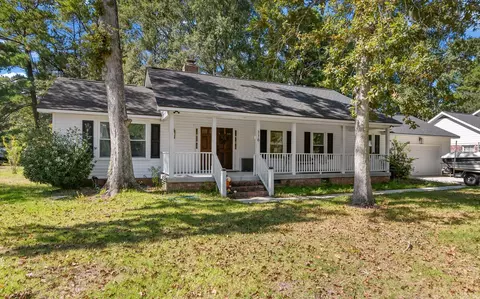 116 Palmetto Bluff Dr, North Charleston, SC 29418