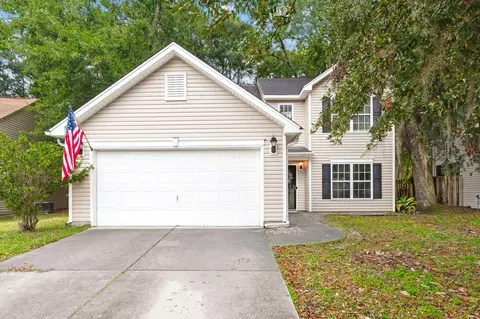 134 Moon Shadow Ln, Summerville, SC 29485