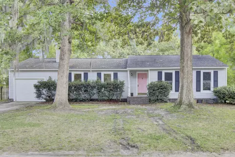 3 Tartan Ct, Charleston, SC 29414