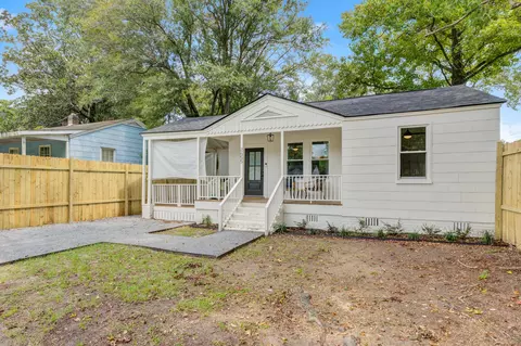 2655 S Allen Dr, North Charleston, SC 29405