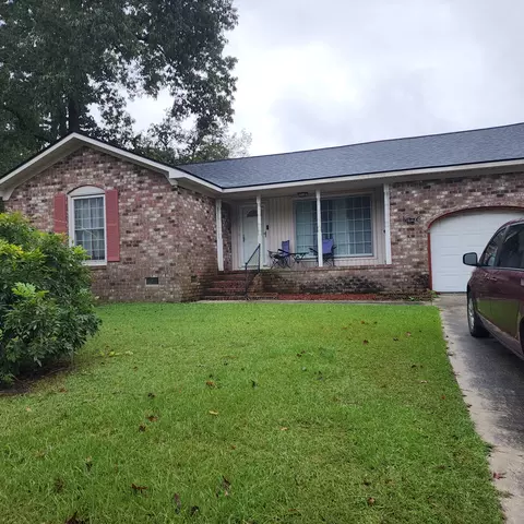 9 Pequannock Rd, Goose Creek, SC 29445