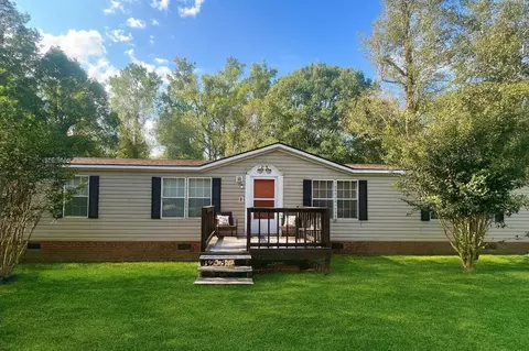 1159 Challenger Ct, Summerton, SC 29148