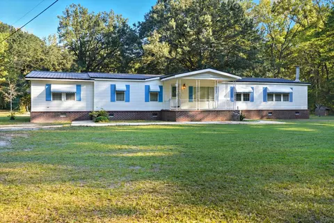 120 Princess Ln, Cross, SC 29436
