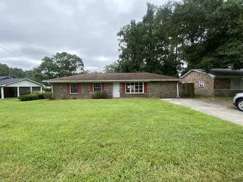 602 Beech Hill Rd, Summerville, SC 29485