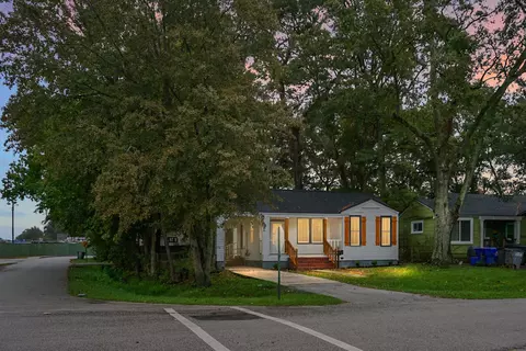 2601 S Allen Dr, North Charleston, SC 29405