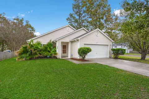 7954 Long Shadow Ln, North Charleston, SC 29406