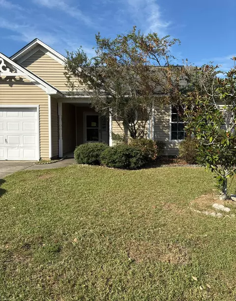 130 Patriot Ln, Summerville, SC 29486