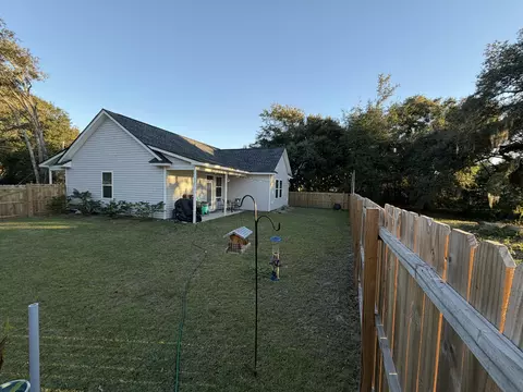 2690 Henry St, North Charleston, SC 29405