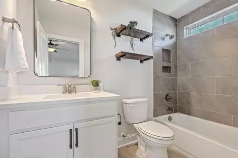 Bath - 220 Old Grove Ave, Moncks Corner, SC 29461 photo 4 of 6
