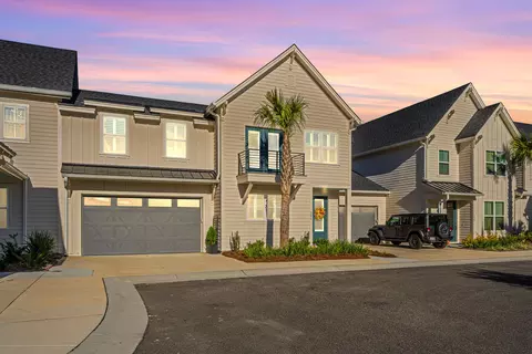 204 Saunter Ct, Johns Island, SC 29455