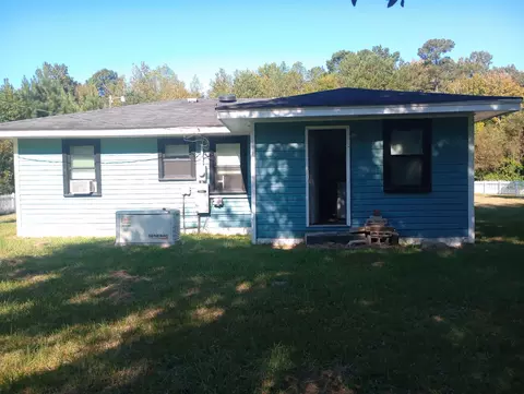 236 Julius Rd, Kingstree, SC 29556 photo 1