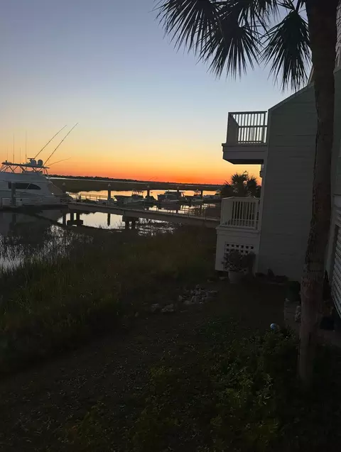 1666 B Marsh Harbor Ln #101, Mount Pleasant, SC 29464