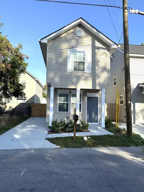 1990 Comstock Ave, North Charleston, SC 29405