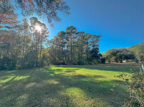 560 Farrell St, Moncks Corner, SC 29461