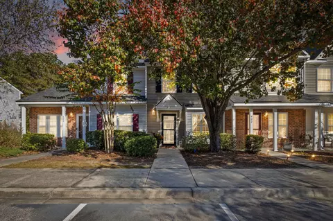 401 Elm Hall Cir, Summerville, SC 29483