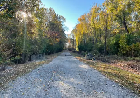 00 Dig It Rd, Summerville, SC 29483