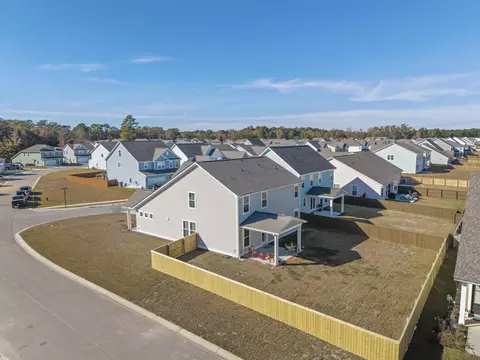 519 Eagleview Dr, Moncks Corner, SC 29461