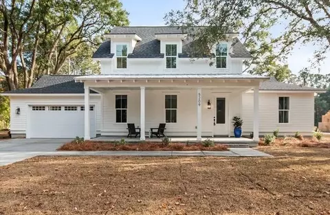 5209 Seewee Rd, Awendaw, SC 29429