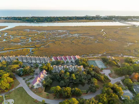 213 Little Oak Island Dr, Folly Beach, SC 29439