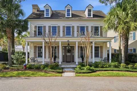 27 Fairhope Rd, Mount Pleasant, SC 29464