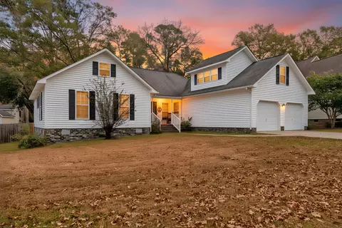 1016 Maidstone Dr, Summerville, SC 29483