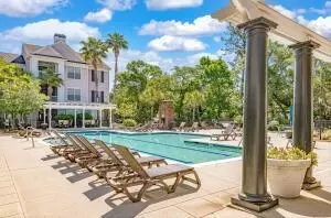 130 River Landing Drive Dr #10100, Charleston, SC 29492