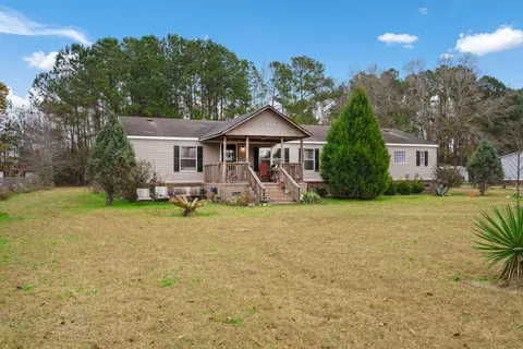 948 S S Main Street St, Saint Stephen, SC 29479