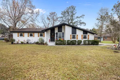 103 Clubhouse Rd, Summerville, SC 29483
