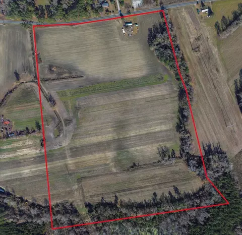 158 Sweatman Farm Rd, Saint George, SC 29477