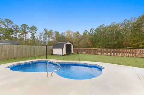 318 Killarney Trl, Moncks Corner, SC 29461 photo 1