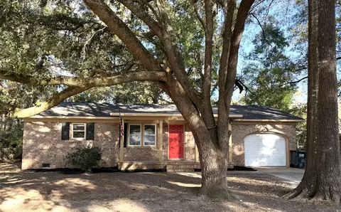 121 English Rd, Summerville, SC 29483