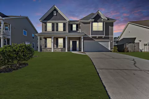 108 Vessey Dr, Moncks Corner, SC 29461